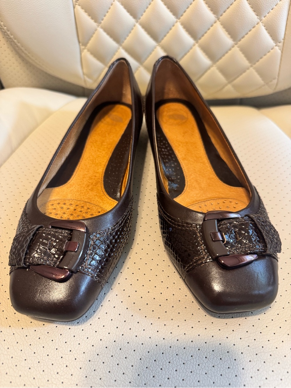 Nurture Women’s Brown Leather Ballet Flats Buckle Shoes – Size 7.5